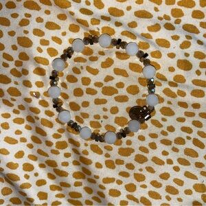 Elegant White Beaded Bracelet